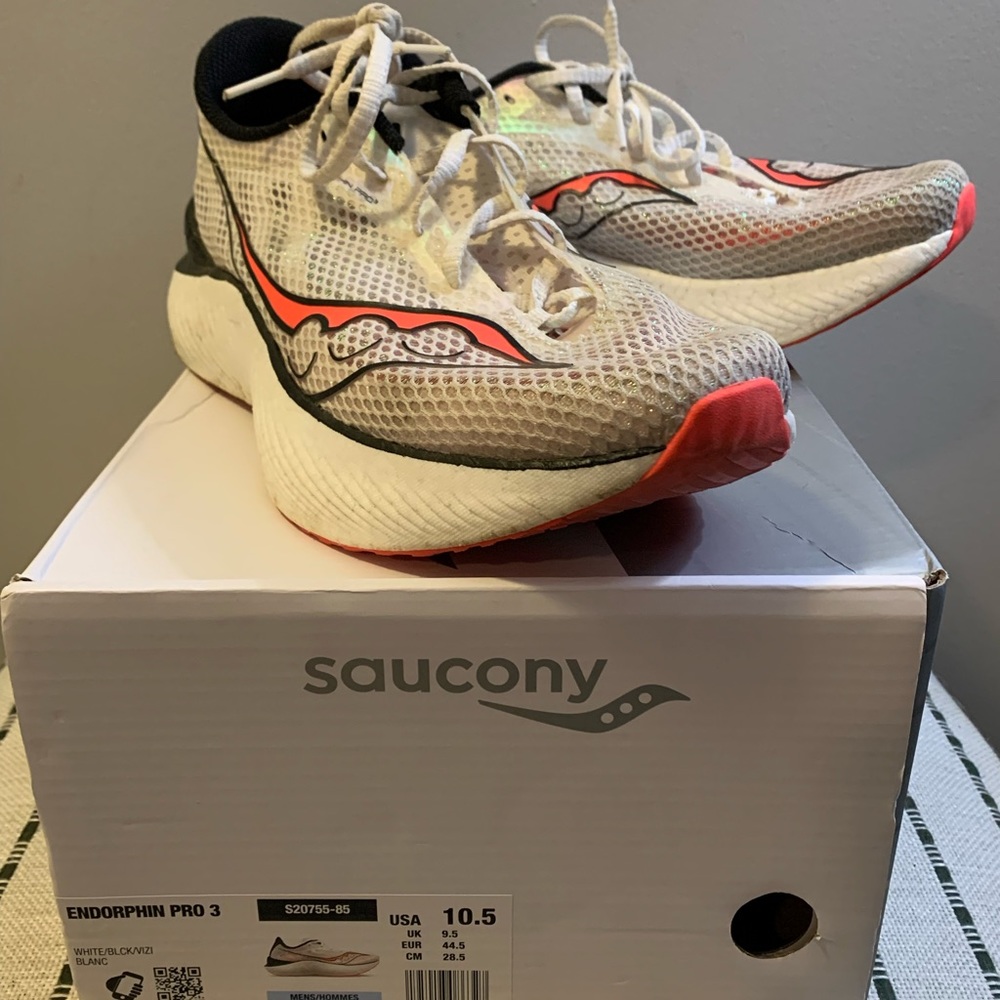 Saucony Endorphin Pro 3 Men’s Size 10.5 Running Race Shoes Half Marathon 5k 10k